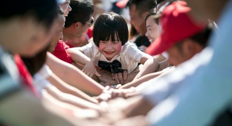 育儿账单很“扎心” 政府舒缓政策有效吗?(法新社资料图)